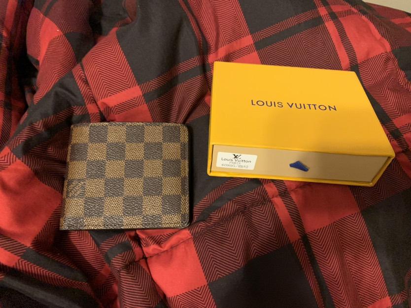 replica-Louis-Vuitton-MARCO-WALLET-N63336-motivations-for-luxury-life